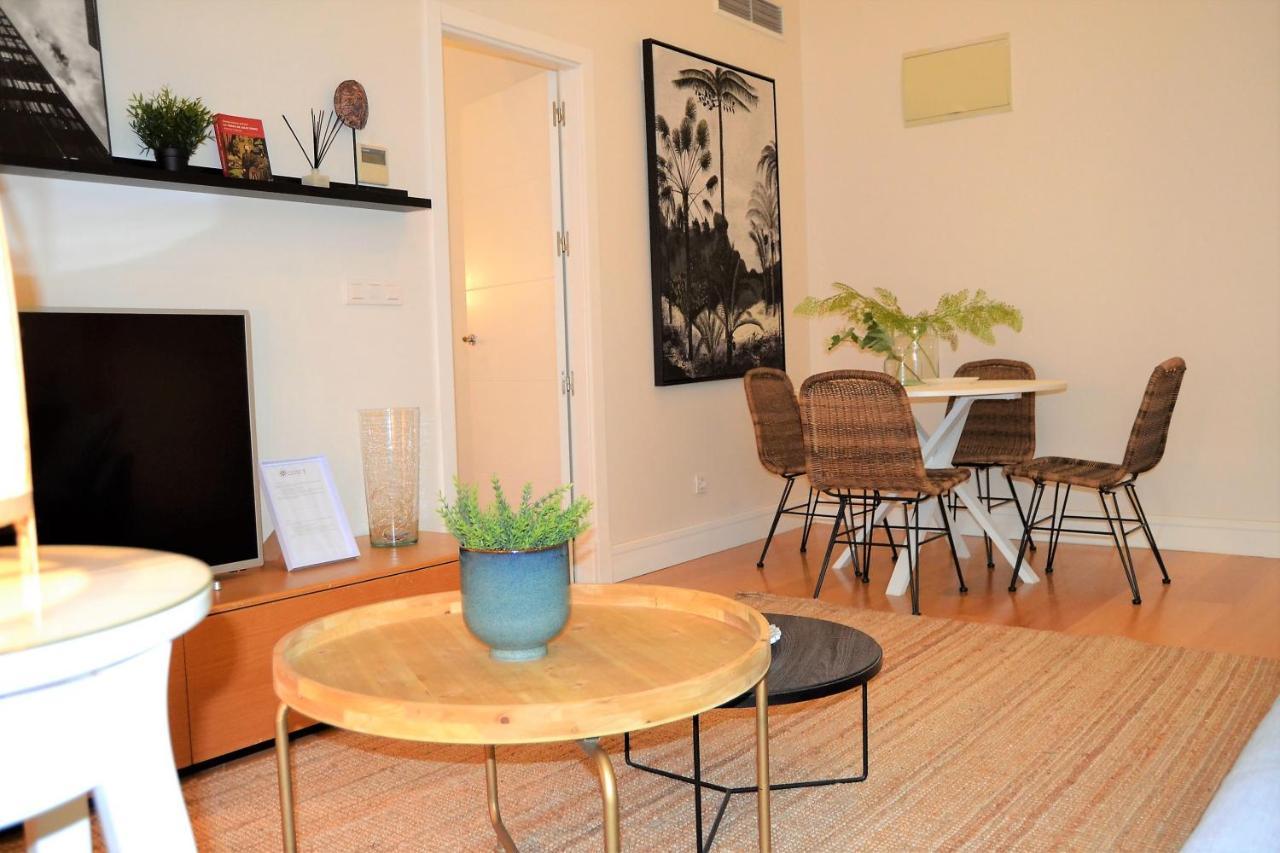 Апартаменти Coqueto Apartamento Junto A La Catedral De Malaga. Екстер'єр фото
